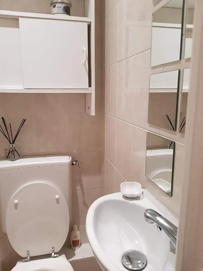 Апартаменты Cozy Appartement Paris 1 Louvre