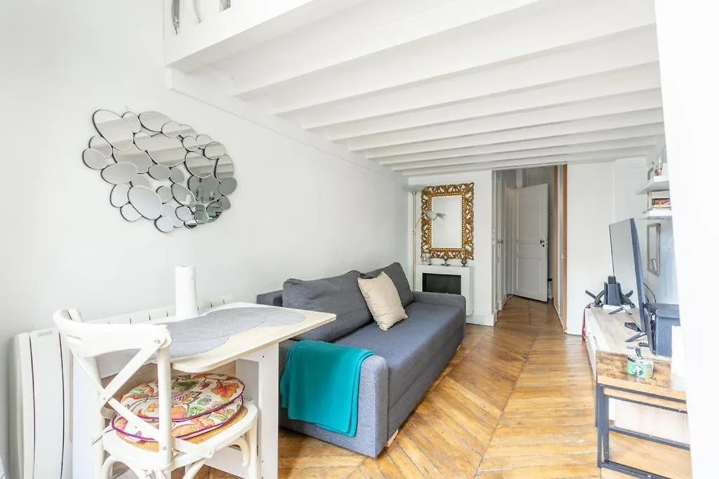 Apartment Cozy Appartement Paris 1 Louvre France